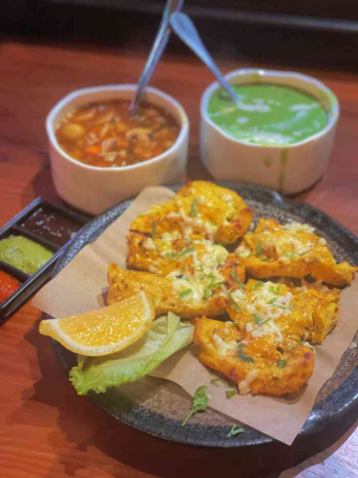 莲池lotusland(虹桥南丰城店)