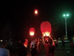 -百里峡七彩艺术小镇