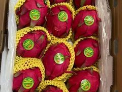 -上海龙吴水胜海发市场