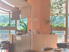 靠窗位-鱼酷活鱼烤鱼(静安大融城店)