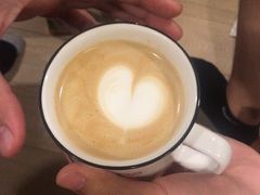 -星巴克(深圳北站B5检票口)