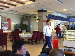 -赶海部落海鲜城(海阳路店)