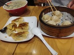 -肥叔锅贴(港澳广场店)