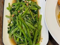 -Dang restaurant (patong phuket)