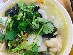 鸡汤米粉-荣晖咖啡美食(司打口店)
