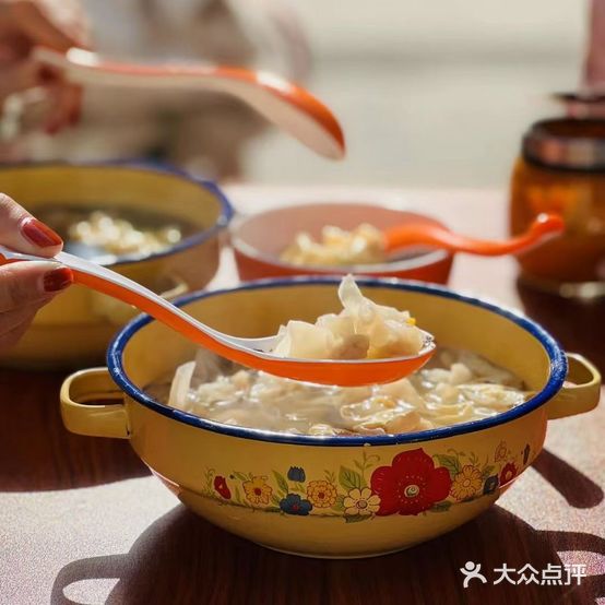 不止馄饨(房产大厦店)