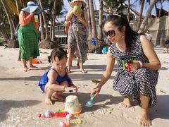 -Jonah's Fruit Shake & Snack Bar