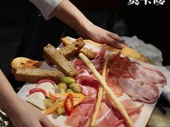 -Carbon莫卡哆·意大利复古集市餐厅(杭州大厦店)