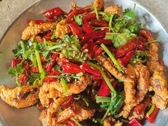 -曼听小寨海鲜烧烤·大连辣炒大王(盖州街店)