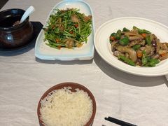 -鄱阳湖·江西小炒·瓦罐煨汤(五道口店)