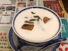 -广信牛奶甜品世家(台东店)
