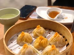 手拆蟹粉小笼包-苏小柳手作点心(控江旭辉分院)
