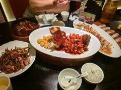 -吴越荣记苏州菜·松鼠桂鱼 100% 活鱼现做(月光码头店)
