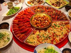 -肥肥虾庄·金牌油焖大虾(汉口城市广场店)