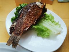 香茅草烤鲫鱼-蝴蝶泉宾馆-中餐厅