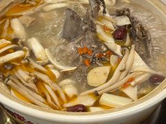 -土连锅·现熬养生汤锅(梁家巷店)