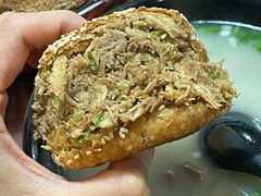 -万红路羊汤烧饼店(将台路店)