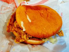 -麦当劳(军博店)