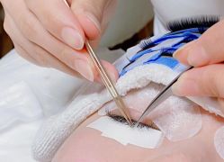-一本X目奈子日式单根美睫专业店