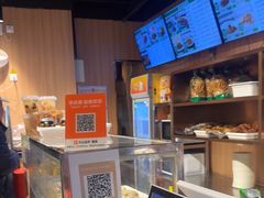 -护国寺小吃店(红莲南路店)