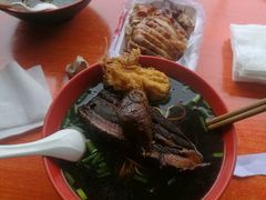 -小龙大肉面馆