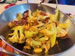 -维吾尔餐厅(宜山路店)