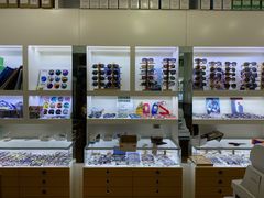 -广州宝岛眼镜武汉和光眼镜市场西区店