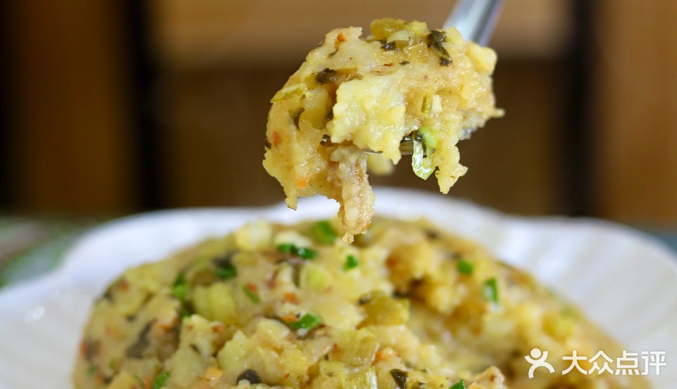 我就说跟着本地人吃不会出错!