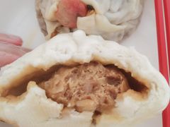 鲜笋大肉包-白玉兰食品(中山公园龙之梦店)