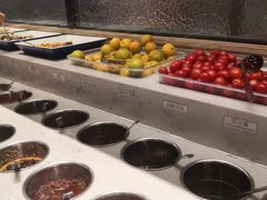 自助调料区-海底捞火锅(奥体南路店)