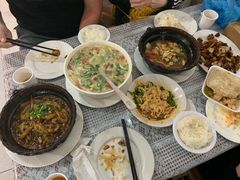 -YI PIN JU 一品居中餐厅 中国超市