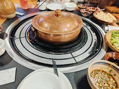 -阿山卓·野生菌火锅·纳西火塘烤肉