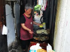 -仓桥直街臭豆腐