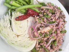 -Green Tree Rest. & Pub