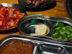 -唯成•韩国炭火烤肉 유성고기