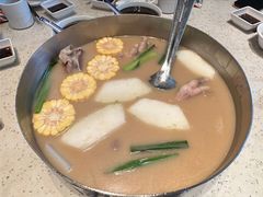 -肥仔文澳门猪骨煲(南京西路店)