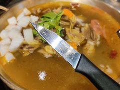 -顶顶汤火牛排火锅·经典铜锅涮肉