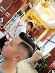 -尼特斯男士发型馆