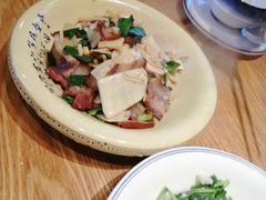 大蒜炒腊肉-印象鲵宴·张家界地标美食名片(溪布街店)