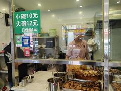 -弥勒卤鸡米线(沪瑞线店)
