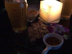 -TASTE ROOM Bar