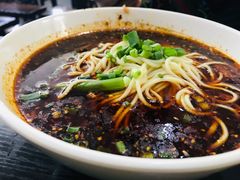 重庆小面-秦云老太婆摊摊面(磁器口店)