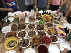 -CrossFit MET综合体能训练馆(朝阳路店)