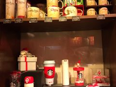 零售区-星巴克(广州淘金路店)