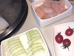 -海底捞火锅(公益西桥店)