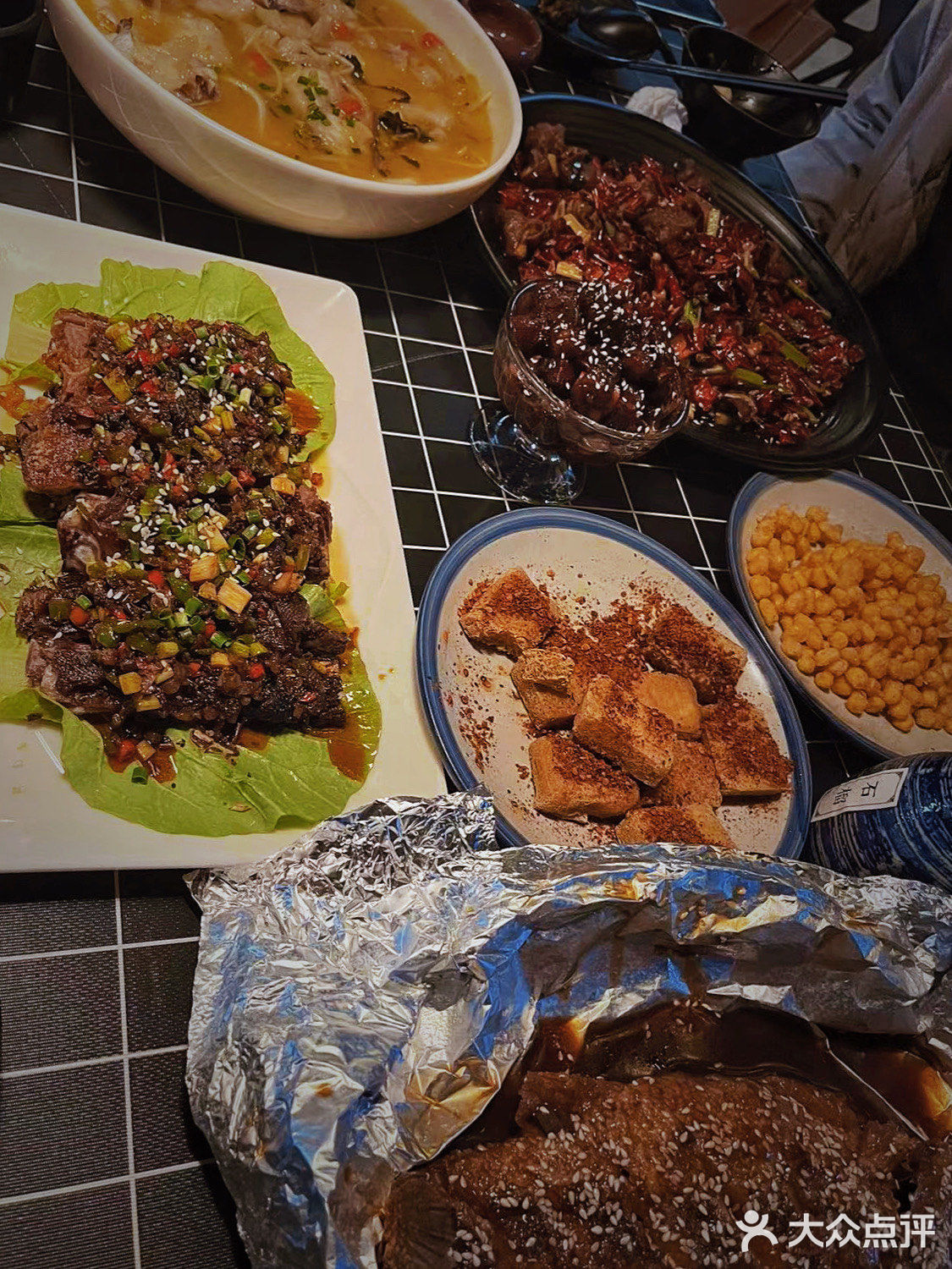 重庆探店｜江湖上的有间小酒馆[加油]