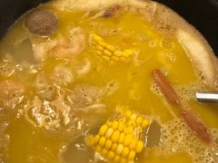 -鲜入围煮花胶鸡海鲜火锅