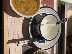 -尚尚仙·酸汤猪手·猪肚鸡火锅(华联万柳购物中心店)