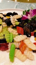 -鑫淼餐饮娱乐中心(江东街店)