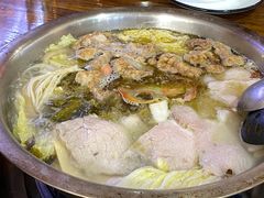 -泸州酸菜豆花火锅川师店